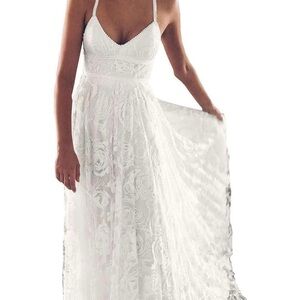 Elegant Ivory Lace Wedding Dress